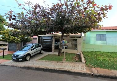 Casa a Venda - Jardim Flórida